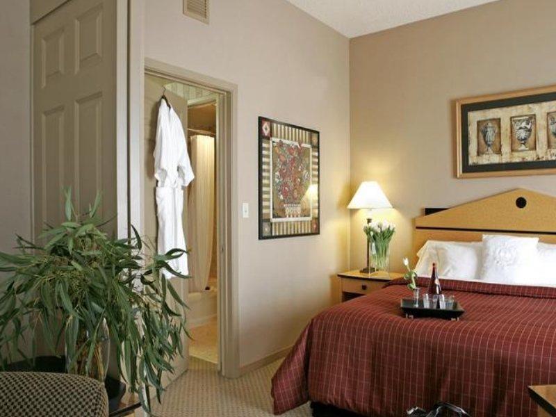 Отель The Chifley Houston, Tapestry Collection By Hilton Номер фото